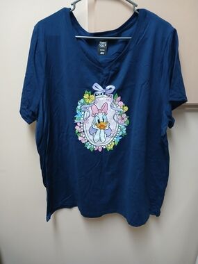 Hanes Navy Tee with Daisy Duck Floral Medallion